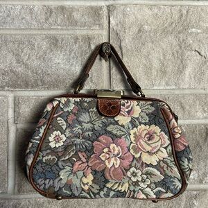 Vintage Floral Clutch